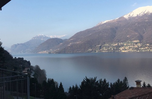 Dorio Apartamento | Fantástico apartamento con una maravillosa vista panorámica del lago de Como