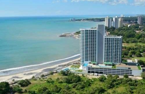 Nueva Gorgona Apartamento | Fantastic Beach condo with pool and mountain views
