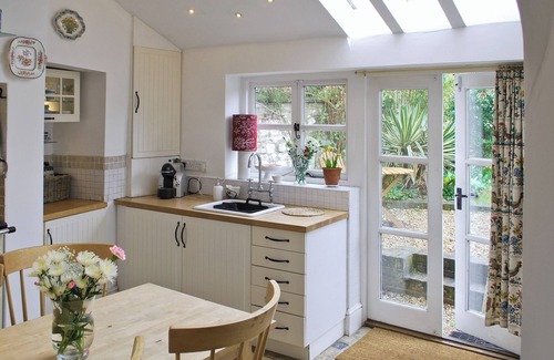 Methwold Cabaña | Fantastic character cottage, brimming with charm and set in mature gardens.
