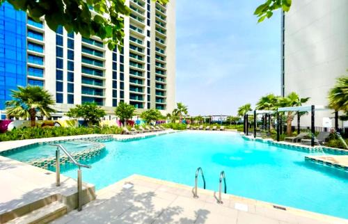 Sheikh Zayed Road Apartamento | Fantastic Downtown Skyline und Sea View 44th floor Pool Gym Luxury Studio
