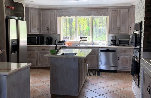 Egremont Casa | Fantastic Fall Berkshires Retreat with Beautiful Heated Swimming Pool