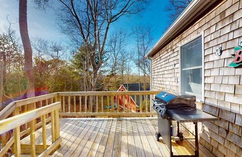 Cedar Bushes Casa | Fantastic Family-Friendly Gem w/Spacious Deck, Fast WiFi, & Beach Access Nearby