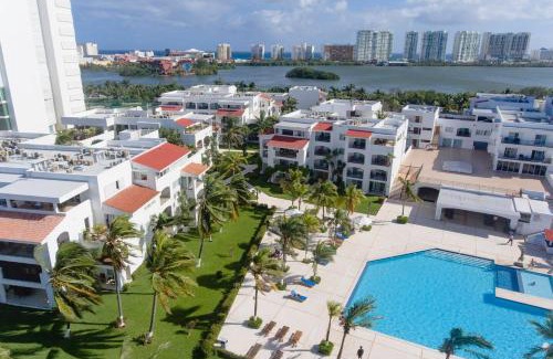 Punta Cancún Apartamento | Fantastic family villa on the best beach of Cancun