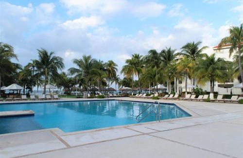 Punta Cancún Apartamento | Fantastic family villa on the best beach of Cancun