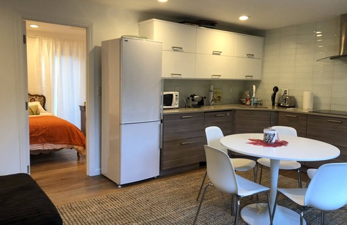 Woodside Casa | 🌻🌻🌻 Fantástica casa de huéspedes