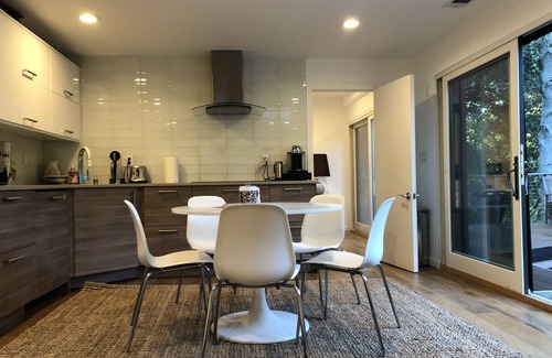 Woodside Casa | 🌻🌻🌻 Fantástica casa de huéspedes