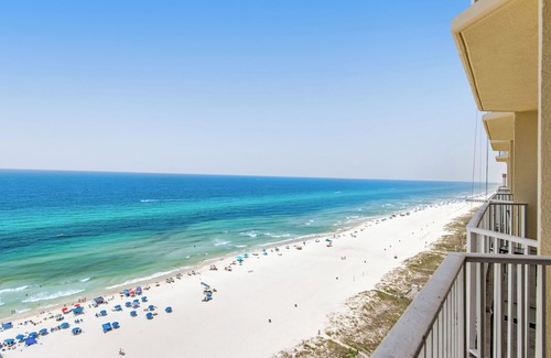 Panama City Beach Condominio | Fantastic Gulf-front 1 Bd Condo At Boardwalk in Panama City Beach!