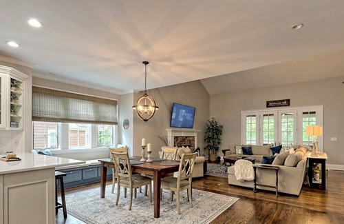Clayton Casa | Fantastic home in Waterfall Country Club Clayton, GA av for leases over 31 days