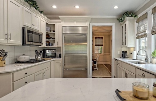 Clayton Casa | Fantastic home in Waterfall Country Club Clayton, GA av for leases over 31 days
