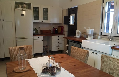 Vale de Mulheres Otro | Fantástica casa w / piscina en zona tranquila y caliente Alentejo llanura cerca de Évora