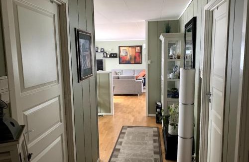 Torsken Casa | Fantastic house with seafront property in Gryllefjord