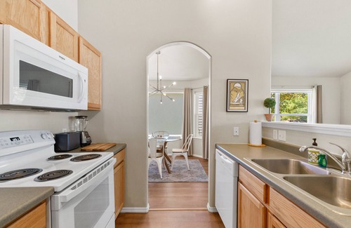 Bozeman Casa | Fantastic! Immaculate 2BR, 1BA house, garage, open space