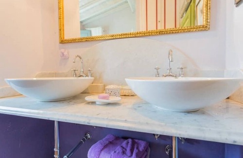 Citta della Pieve Otro | Fantastic location for visiting the most beautiful places and relaxing at the spa