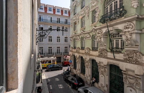Santa Maria Maior Apartamento | Fantastic location 1 Bedroom