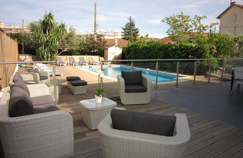 Juan-les-Pins Villa | La ubicación es fantástica, Corta distancia a pie en Juan Les Pins y Antibes