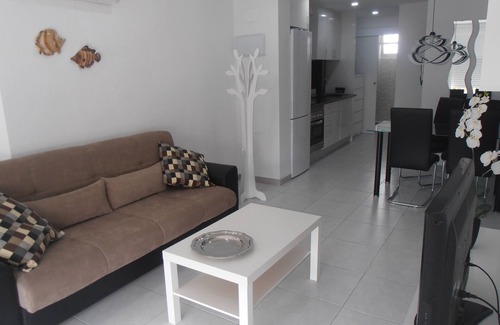 Playa de San Juan Apartamento | FANTASTICO APARTAMENTO LOFT EN LA PLAYA CON TODOS LOS SERVICIOS (WIFI,A/A)