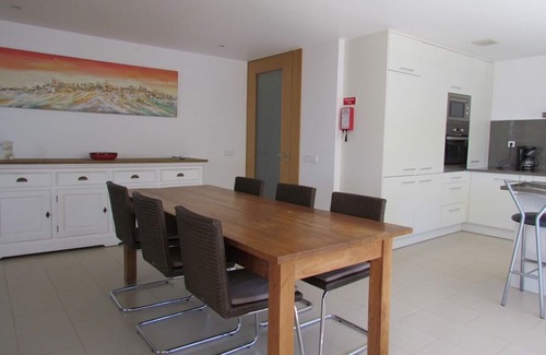 Lagoa Villa | Fantástica villa, moderna con piscina privada y con una vista espectacular sobre el río