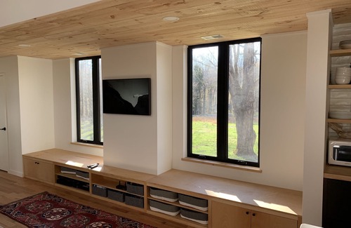 Timberline Cabina | Impresionante cabaña nórdica moderna en cinco acres idílicos