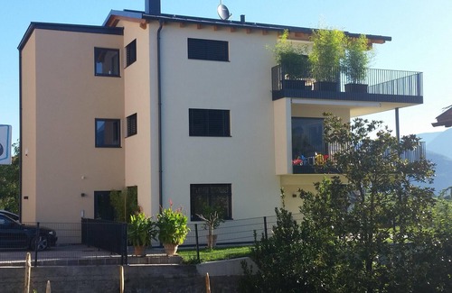 Tramin Apartamento | Fantástico apartamento ático con vistas impresionantes y grandes balcones