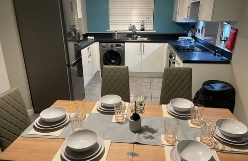 Wootton Casa | Fantastic, pet Friendly 3 Bedroom House in Bedford