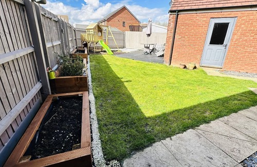 Wootton Casa | Fantastic, pet Friendly 3 Bedroom House in Bedford