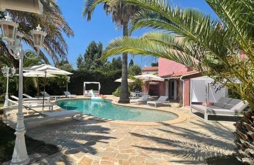 Sainte-Maxime Villa | Fantastic pool villa 900m to the beach; with extravagant big garden
