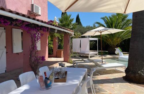 Sainte-Maxime Villa | Fantastic pool villa 900m to the beach; with extravagant big garden