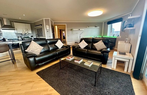 Colchester Apartamento | Fantastic River Views Apartment| Pass the Keys