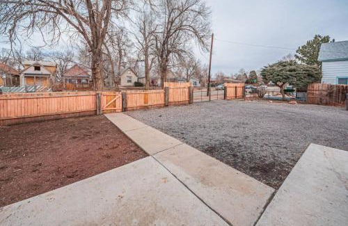 Northside Casa | Fantastic Sleeper in Pueblo