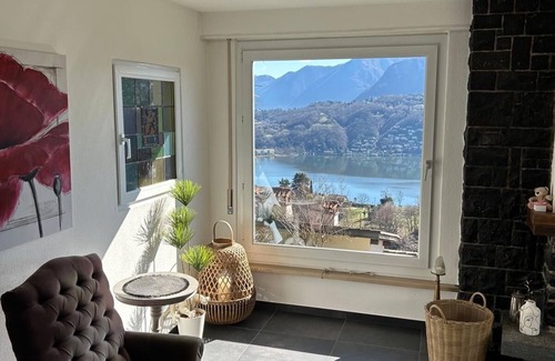 Vernate Casa | Fantástica vista sobre el lago y las montañas.
