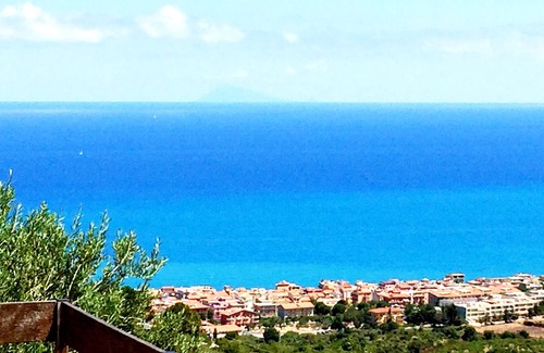 Finale Villa | Fantástica villa junto al mar, en la montaña, con piscina privada, cerca de Cefalu '