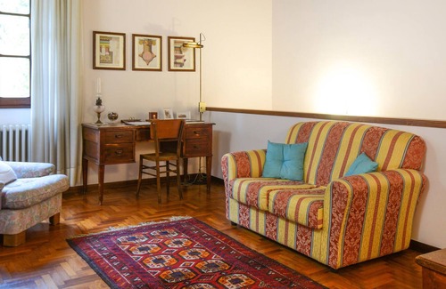 Calenzano Casa | Alojamiento de 5 habitaciones en Calenzano