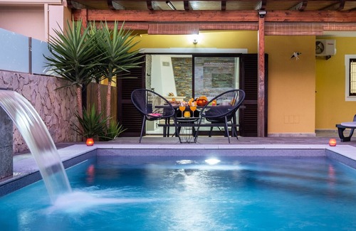 Urbanizacao dos Calicos Villa | Villa Val Hala