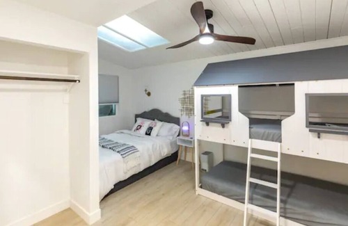 Granite Hills Villa | Fantastic villa with guest house, giant pool, golf