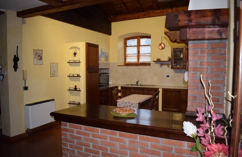 Toirano Villa | Fantástica villa con piscina privada de agua salada en Toirano cerca de Loano