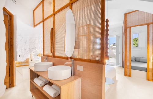 Ornos Hotel | Faos Exclusive Suites