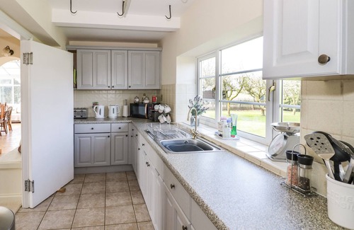 Little Haywood Cabaña | Far Coley Farm and Kilnhurst Log Cabin
