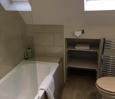 Bourton Casa | Far Hill Cottage