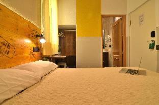 Barrio de las Letras Hostal | Far Home Atocha