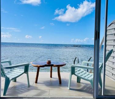 Teahupoo Casa | Fare Iriatai
