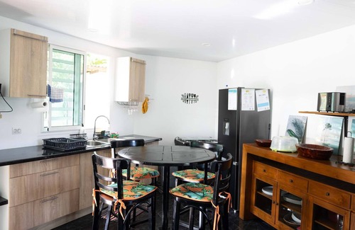 Taiarapu-Ouest Casa | Fare Tehaikinoa Teahupo'o