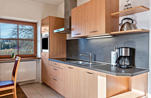 Collalbo Apartamento | Granja 'Alpin Farm Linde' con vistas a la montaña, jardín compartido y Wi-Fi