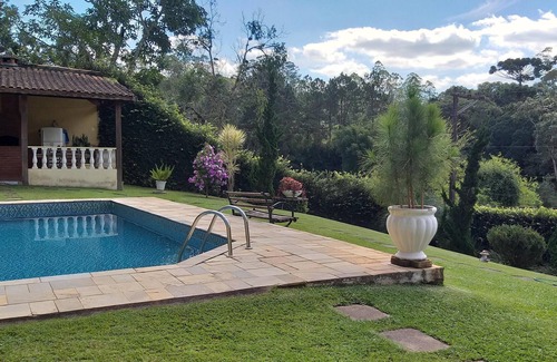 Itapecerica da Serra Casa | Granja Hermosa vista del bosque y el lago. 40 minutos S. Paulo Sencillo y acogedor.