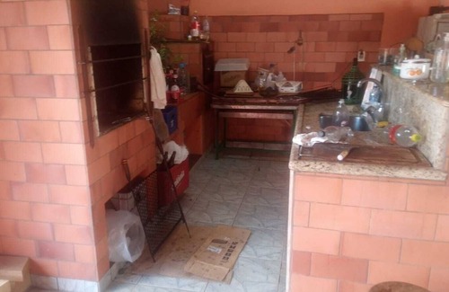 Santa Rita do Passa Quatro Casa | Farm in tourist municipality with 700 square meters of land