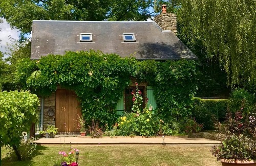 Saint-Pierre-la-Vieille Cabaña | Cottage on the farm in Suisse Normande