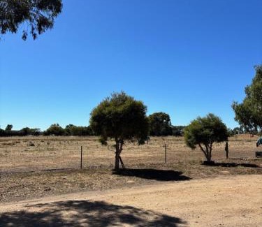 Yarrawonga Casa | Farm Stay 5 minutes from town