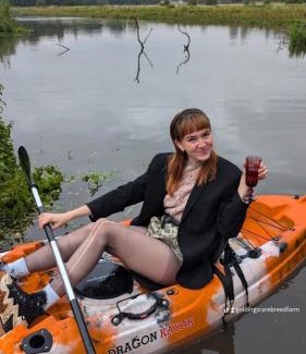 Hertford Otro | Farm stay belltent activities