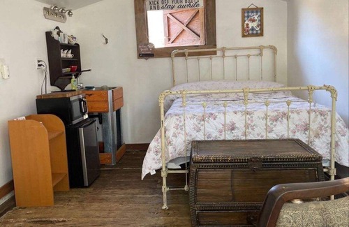 Jamul Casa | Farm stay in the hills. 15 miles from casino