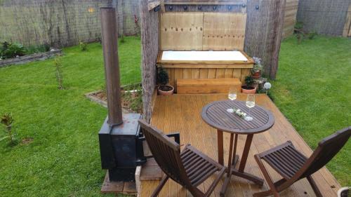 Tapawera Casa | Farm Therapy- Farm Stay & Digital Detox Retreat
