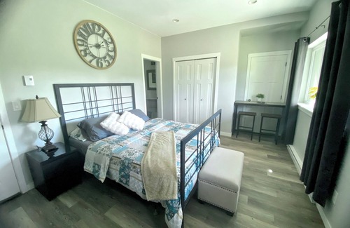 Sardis Otro | Farm Therapy in a beautiful setting. Pet friendly.